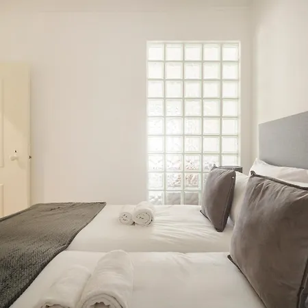Casa Portuguesa Combro Apartment *