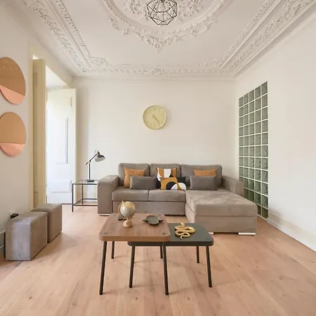 Casa Portuguesa Combro * Lisbon