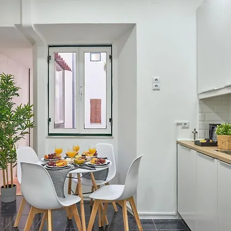 Casa Portuguesa Combro Apartment