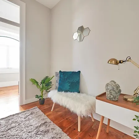 Casa Portuguesa Combro Apartment Lisbon